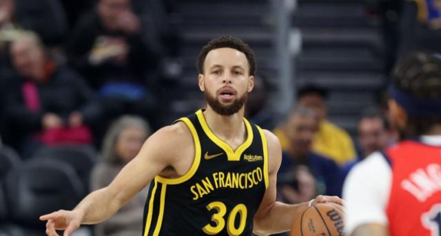 必赢-勇士创耻辱纪录！库里摇头，帕金斯建议：拆队交易